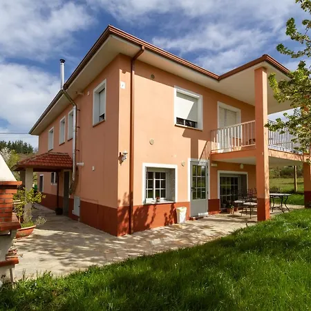 Casa Nides Доаде