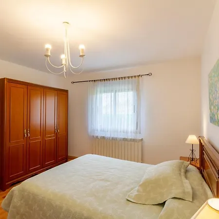 Apartamento Casa Nides Doade